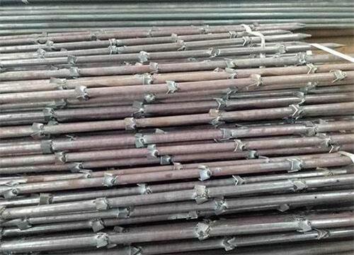 华坪隧道钢花管